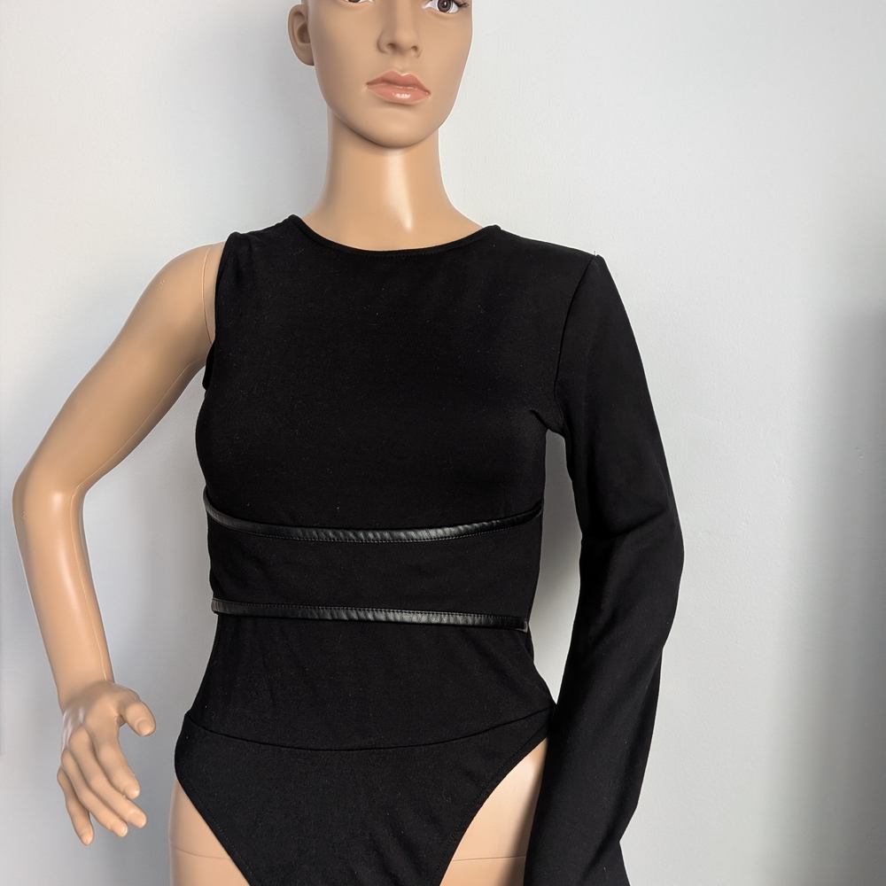 Maniere De Voir Black Asymmetrical Bodysuit - Picture 9 of 10